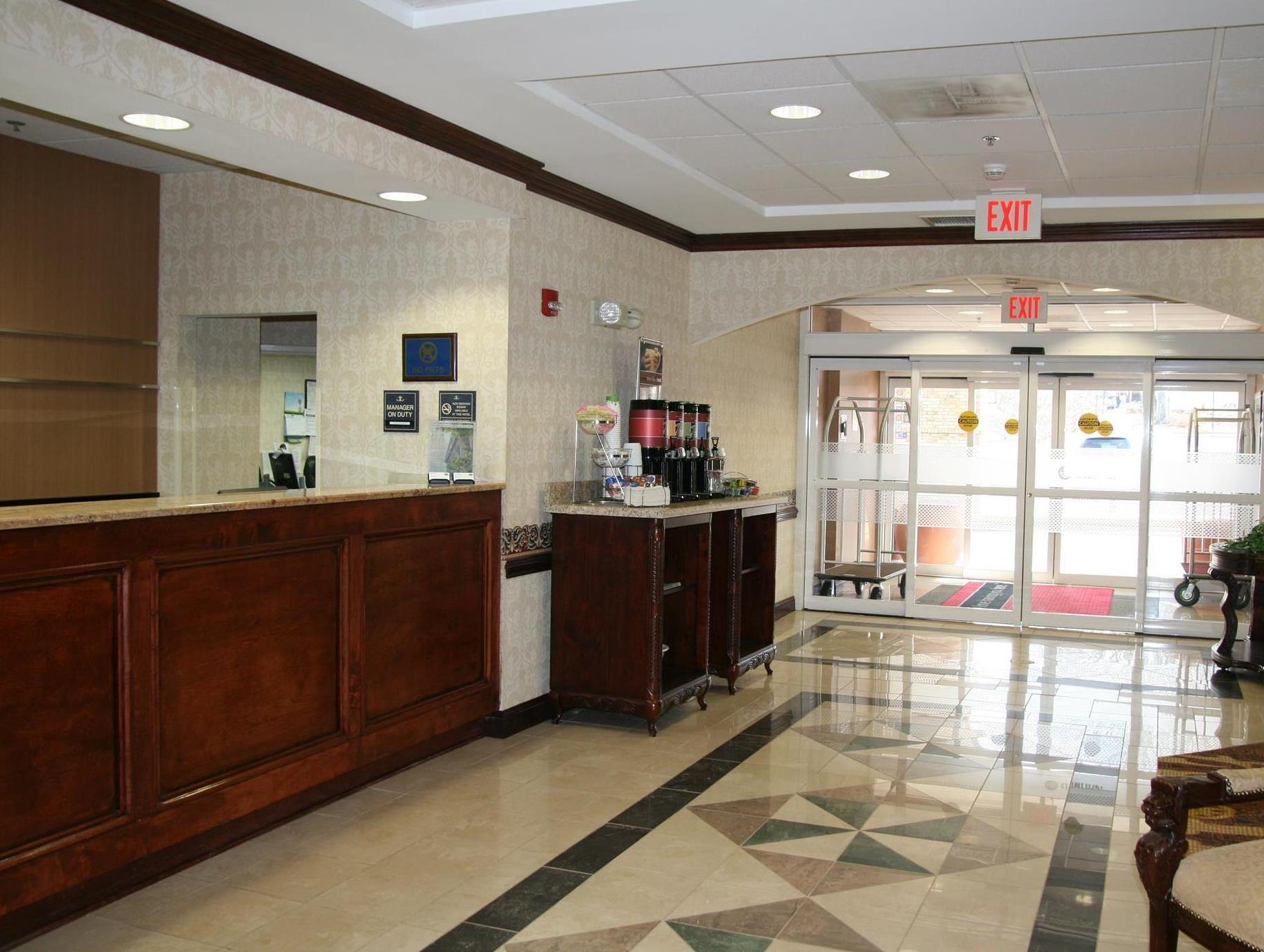 Hampton Inn Newberry Opera House Экстерьер фото