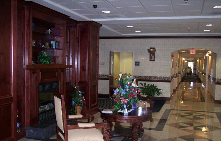 Hampton Inn Newberry Opera House Интерьер фото